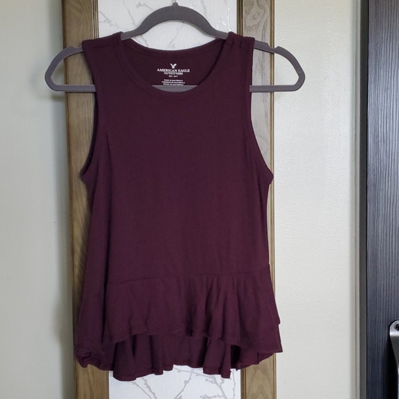 American Eagle Outfitters Tops - American Eagle Ruffle Hem Tank Top